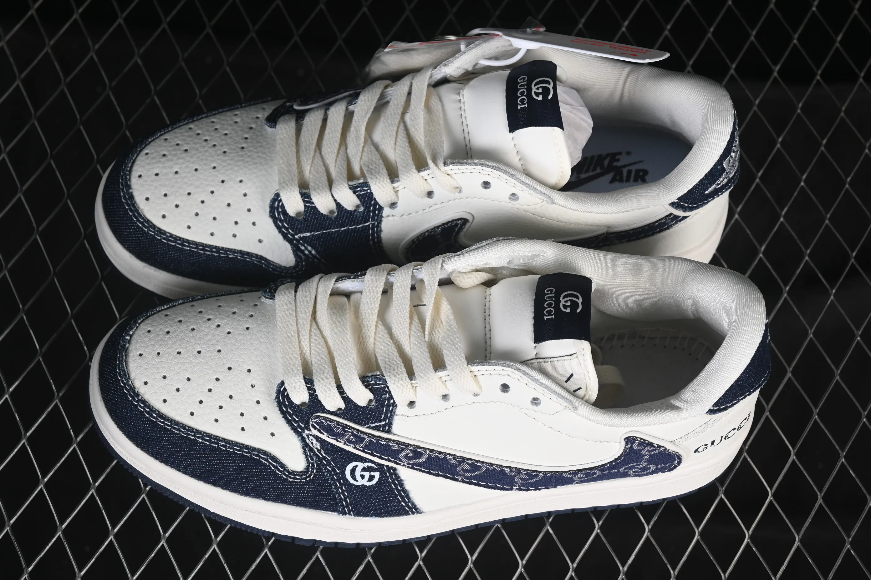 All categories Air Jordan Jordan series basketball shoes Air Jordan 1 Low High-end customized low-top sneakers Travis Scott x Fragment Design x Air Jordan 1 Low OG SP AJ1 Joe 1 Gucci beige blue denim low-top cultural casual sneakers JW1188-147